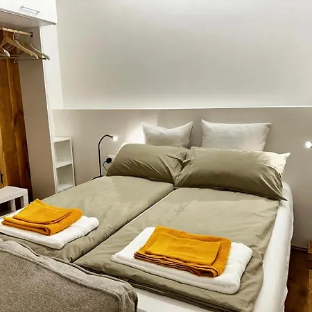 Aqua Riva Apartman Trieszt